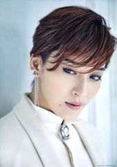 Item thumbnail for item 6b3d4caa-5d6c-402d-a76a-7b2d2c60f9e0