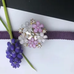 1305帯留め　桜　藤色　ガラスストーンのサムネイル
