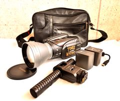 Canon  HV30 キヤノン フルハイビジョン ビデオカメラ 2008年製 DM 50 付き 現状品