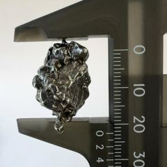 【E24608】 カンポ・デル・シエロ隕石 隕石 隕鉄 メテオライト 天然石 パワーストーン カンポ