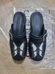 新品☆our legacy アワーレガシー ☆カミオンレザーサンダル