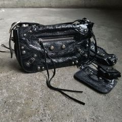 BALENCIAGA 24aw LE CAGOLE XS Flap Bag バレンシアガ ル カゴール フラップバッグ ブラック レザー スタッズ ショルダーバッグ 719082
