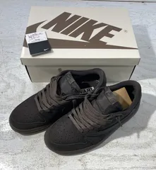 【併売】【紫波80-1-0304mc】Travis Scott × Nike Air Jordan 1 Low トラヴィススコット × ナイキ エアジョーダン ベルベットブラウン アンド ダークモカ\