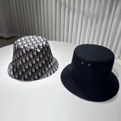 ディオール　バケットハット　バケハ　キルティング　59サイズ ディオール バケットハット バケハ キルティング 59サイズ