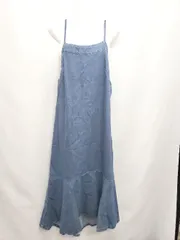 ◇ ⊂ Urban Outfitters 膝下丈 デニム キャミソール ワンピース サイズ6UK 10 ネイビー系 レディース E  【1506250009804】のサムネイル