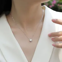上品な輝き！ステンレス製ベゼルネックレス - オフィスにも◎銀