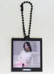 【中古】キーホルダー カズハ フォトキーリング 「LE SSERAFIM POP-UP STORE ’UNFORGIVEN’」 カプセル景品