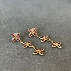 新品　K18イエローゴールド　ダイアモンド　ロードライトガーネット　天然石　ピアス　天然ダイヤモンド 0.12ct　　フラワー　おしゃれ　エレガント【E4552306170082】