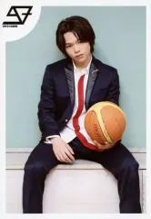 【中古】生写真(男性) SUPER★DRAGON/志村玲於/膝上・座り・衣装黒・白・赤・制服・左手バスケットボール・首傾げ/「6th ONEMAN LIVE TOUR『HAZARDSCHOOL 0』」生写真セット～第6弾～