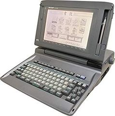 ドコモ 富士通 F-07C Windows7携帯 クレードル・予備バッテリー付