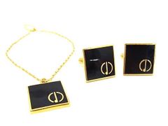 Item thumbnail for item cdecee27-2fd3-46b0-948f-04262cd957d1