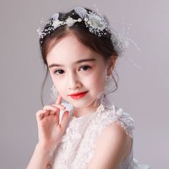 Item thumbnail for item 0fc4af94-a33d-48ac-b02d-5d0405f18a68