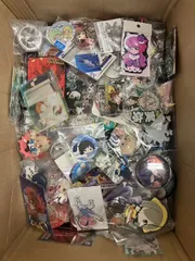 TB-00007 アニメグッズ　キーホルダー フィギュア アクリルスタンド 缶バッジ等 まとめ 大量 約9kg ドラゴンボール 東リベ 呪術 五等分の花嫁 Re:ゼロ ウマ娘等