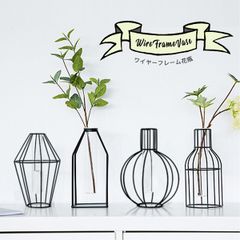 花瓶 ワイヤーフレーム花瓶 ワイヤーフレーム 個性的 オシャレ 北欧 韓国 インテリア 　花入れ 割れにくい 合成樹脂ガラス容器 オブジェ マット 全4種類 フラワーベース ワイヤー 黒