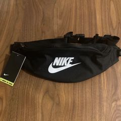《新品》NIKE ナイキ ヘリテージ ボディバッグ ウエストポーチ ブラック3L