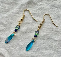 【No.17】サーフピアス対応可能✳︎一粒ラピスラズリとチェコビーズのゆらゆらピアス