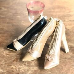 SALE 67%オフ　ハイヒールポーチ