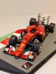【直筆サイン】セバスチャン・ベッテル 2015年 ドライバーズカード　フェラーリ 直筆サイン】セバスチャン・ベッテル 2015年 ドライバーズカード