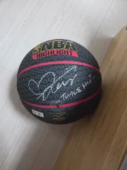 【300,000円→85,500円】TWICE ナヨン 直筆サインボール 2025年最新】twice サインボールの人気アイテム - メルカリ