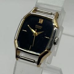 ◎【✨SEIKO✨】1421-566A 腕時計　クオーツ　セイコー　black  レディース 高級　ブランド　おしゃれ　かわいい　quartz 金　GOLD 金針　xⅡ クォーツ　ヴィンテージ　アンティーク　おでかけ　ショッピング　セレブ　希少　レア