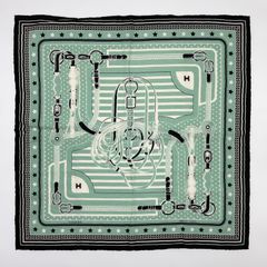 HERMES エルメス スカーフ バンダナ カレ55  Disco Coaching ディスコ コーチング カシシル カシミヤ70% シルク30% グリーン系 ブラック ホワイト【中古】Aランク　6_173