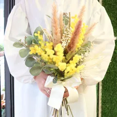 ミモザのナチュラルブーケ　ブートニア付き　結婚式　パーティー　フォトウェディング