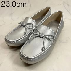 【新品 訳あり】【3E】【サスティナブル】 イング リボン付きモカシューズ 23.0cm シルバー