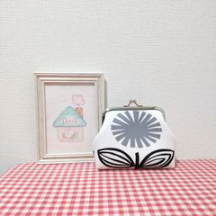 Item thumbnail for item a517fe2a-6069-432a-9e81-add303526162