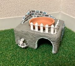 爬虫類　シェルター　ブルーグレー