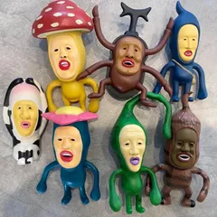 こびとづかん　立体図鑑　カブトヨソオイ　アラシクロバネ　セミグルメ　他 カブトヨソオイ】をみつけた。【こびとづかん】 - YouTube