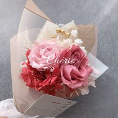 143  手のひらブーケ　プリザーブドフラワー　紫陽花　バラ　ブーケ　花束