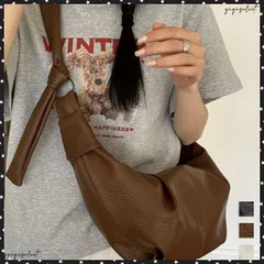 ホーボーバッグ 三日月型ショルダーバッグ ライチレザーハーフムーンバッグ 斜め掛けバッグレディース タックバッグ大容量 ファスナー付き 肩掛け鞄 カジュアルバッグ 通勤バッグおしゃれ 合皮バッグ 高見え ボディバッグ韓国風