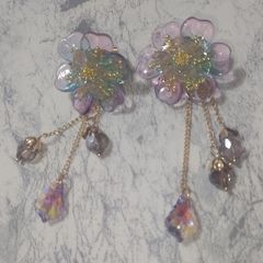 透け感ピアス パープルブルー  花 キラキラ