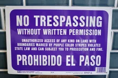 新品 NO TRESPASSING 立ち入り禁止 進入禁止 メタルサイン 看板 アメリカ製 HYKO ガレージ アメリカンハウス USDM メキシコのサムネイル