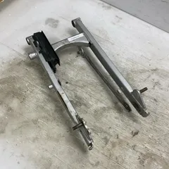 リトルカブ50　AA01-300～　　リアホイール・スイングアーム　17660