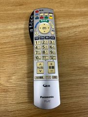 Panasonic　テレビ　リモコン　N2QAYB000201