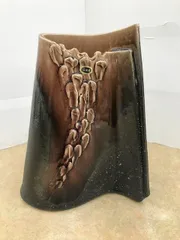 信楽焼 紫変形花入れ