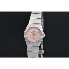 オメガ 123.10.27.60.57.002 コンステレーション ブラッシュプリュム27MM SS クォーツ 1376 ダイヤ12Pピンクシェル文字盤【新品同様】