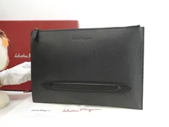 2025年最新】フェラガモ セカンドバッグの人気アイテム - メルカリ