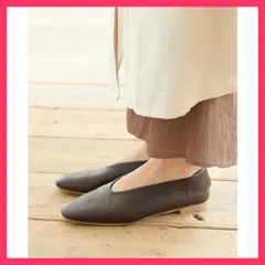 ★スタッフおすすめ★スクエアトゥ Uカット フラットパンプス  『履き口の甲深U字カットのシルエットがオシャレでかわいいフラ 上品　おすすめ おしゃれ　★売れ筋★　人気 高見え　高級感