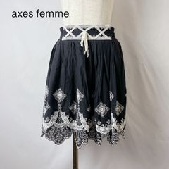 axes femme エンブロイダリー　アンティーク　刺繍　ミニスカート　レース　黒