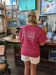 ★2025新作★人気★希少品 SURFERS COFFEE TシャツALOHA BOARD ヘザーカーディナル S～XLサイズ 送料無料 SST-SC-ABHC