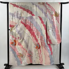 振袖 身丈157cm 裄丈61.5cm S 袷 蝶 雪芝 刺繍 金銀彩 薄ピンク 正絹 秀品 【中古】