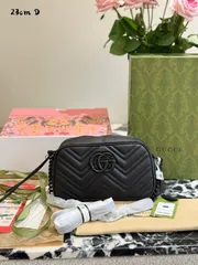 【今日特価】Gucci GG Marmont Small Chain Shoulder Bag in Black / グッチ GG マルモント スモールチェーンショルダーバッグ ブラック