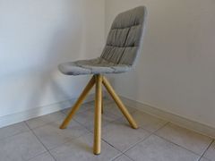Viccarbe　マールテンチェア　Viccarbe（ヴィッカルベ）は、コラボレーション用家具の世界的家具ブランドです。