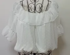 ❣ 状態良好 ❣渋谷109直系【INGNI／イング】華奢見え♡ 大人可愛い♡シアー・ラッフル・ブラウス　ホワイト・エンボスドット 二の腕カバー 五分袖パフスリーブ ブラウス(M) 45.