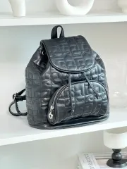 【希少美品】Courreges クレージュ ナイロンリュック BIGロゴ レア クレージュ リュックサック - メルカリ