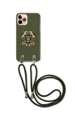 iPhone 17 ProMAX アイフォン17プロマックス スマホケース ショルダーストラップ 紐 付き ライオン 百獣の王 かっこいい タトゥー 刺青 アメカジ カジュアル かっこいい カーキ　カラー04