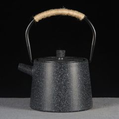【新品未使用】鉄器製 鉄瓶 急須 1100ml 茶こし付き 直火・IH対応 おしゃれ やかん ケトル 湯沸かし器 和モダン インテリア