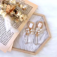 ハンドメイド　ゴージャスパールピアス